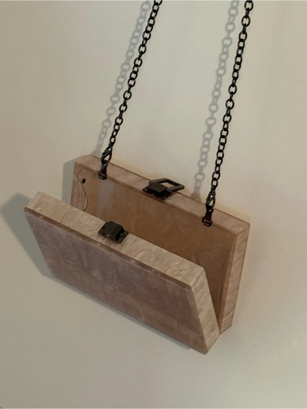 Pearlescent Marbled Box Clutch with Chain Strap - Pink